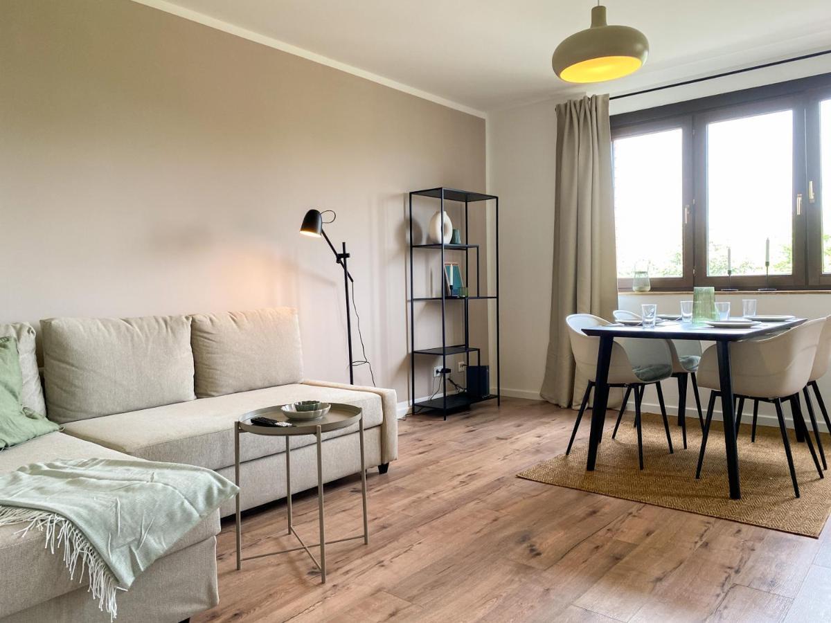 Schoene Wohnung Mit Rheinblick/Duesseldorf/Neuss/Messe Luaran gambar
