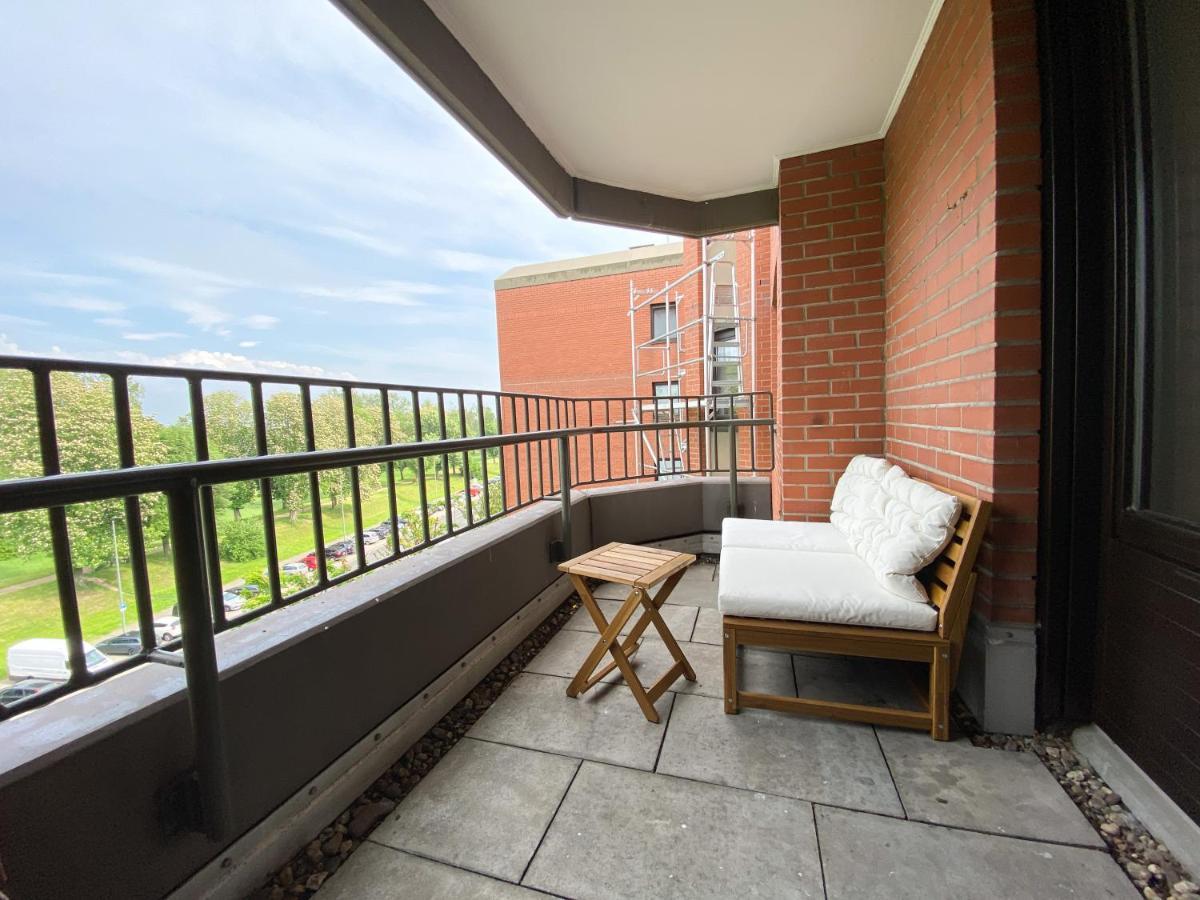 Schoene Wohnung Mit Rheinblick/Duesseldorf/Neuss/Messe Luaran gambar