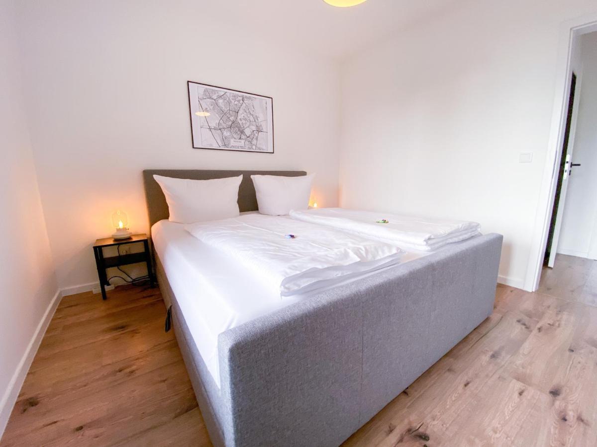 Schoene Wohnung Mit Rheinblick/Duesseldorf/Neuss/Messe Luaran gambar